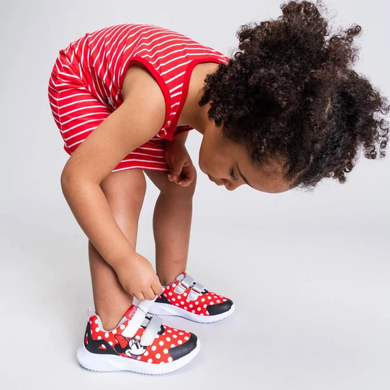 Disney Minnie Red utcai cipő 33